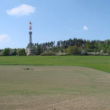 Vstup na rozhlednu – krásný výhled na Příbramsko