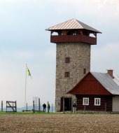 Vstup na rozhlednu – úžasný výhled do širokého okolí