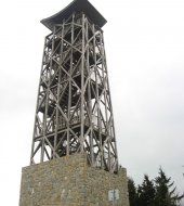 Vstup na rozhlednu – rozhled po Čechách i Slovensku