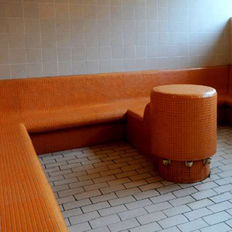 Vstup do wellness centra – relaxace v parní sauně
