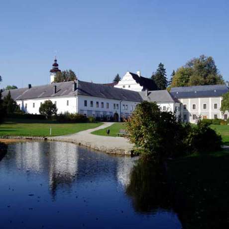 Barokní křídlo – pokoje Liechtensteinů a zámecká galerie