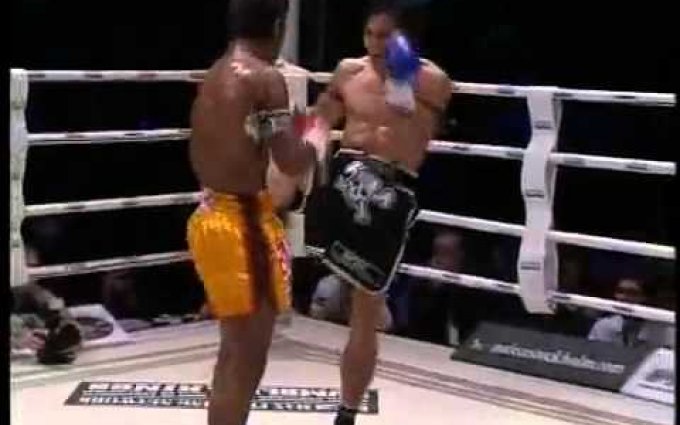 Buakaw Banchamek ( Por. Pramuk) Vs Ole Laursen K-1 World MAX North European Qualification 2007