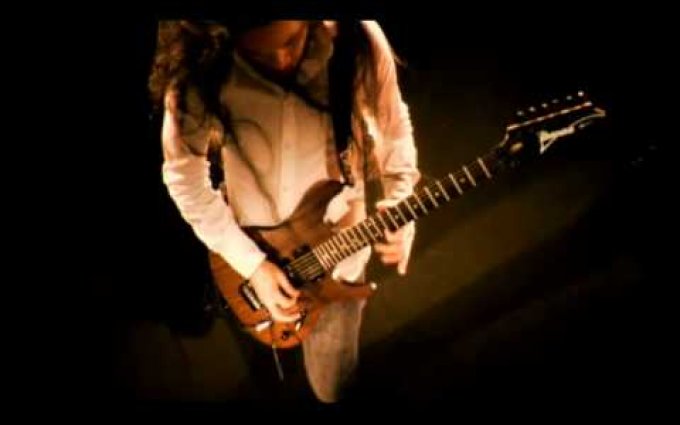 DragonForce - Through The Fire And Flames (Video)