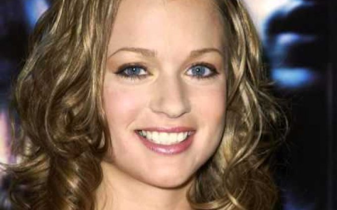 A. J. Cook Hot Pics in HD -- Must See