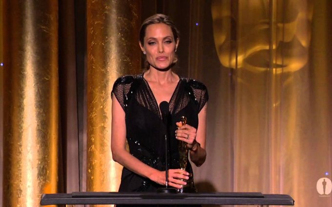 Angelina Jolie receives the Jean Hersholt Humanitarian Award at the 2013 Governors Awards