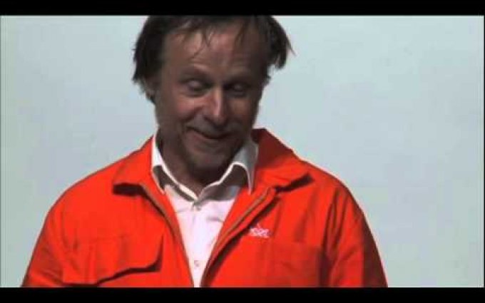 Divadlo Komedie - Sam (2012)