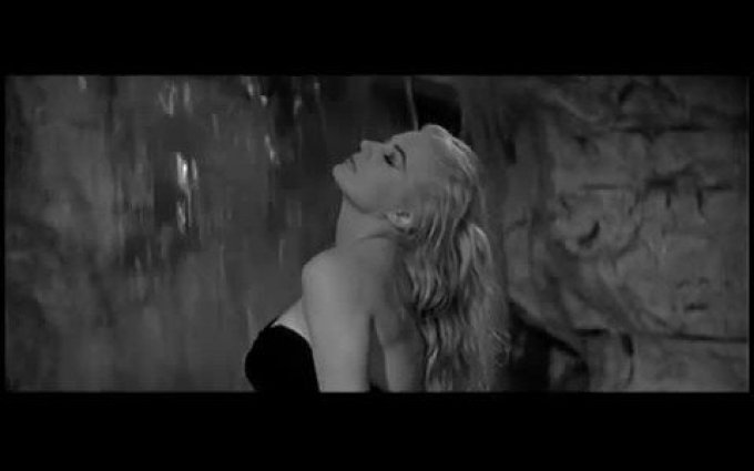 Anita Ekberg in the Fontana di Trevi Enlarged Scene