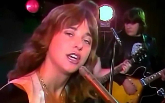 Suzi Quatro - She's in love with you (HD 16:9)