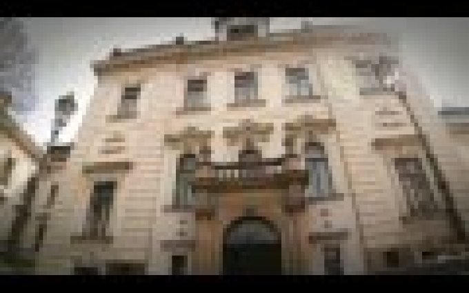 Strakova akademie, Úřadu vlády ČR, Vláda ČR