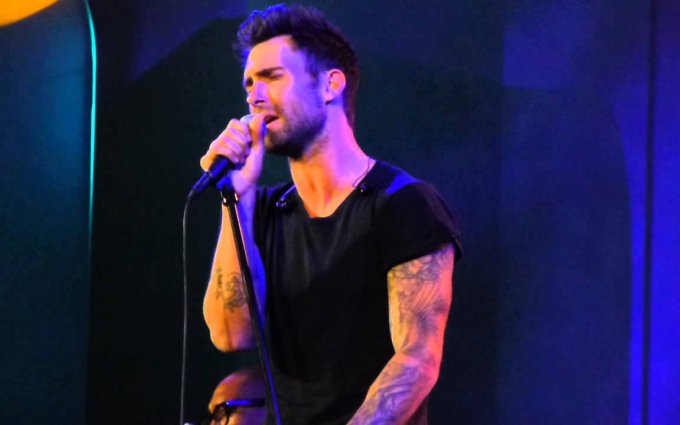 Maroon 5 Adam Levine "Payphone" Live Acoustic at CES 2013