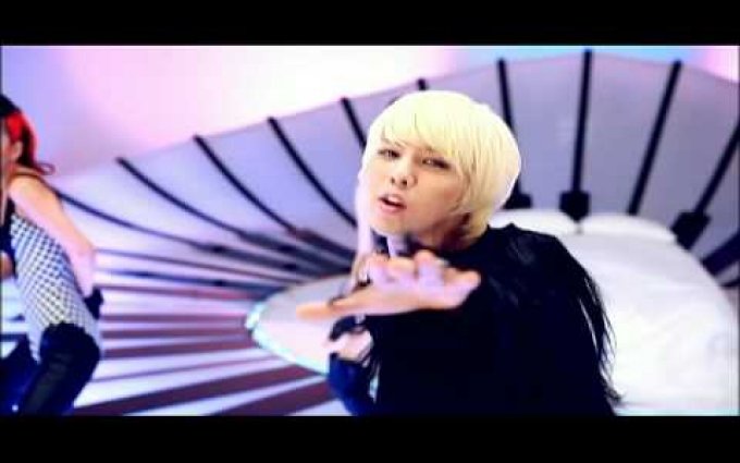 G-DRAGON - BREATHE M/V