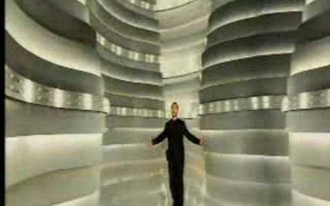 Elton John & Blue - Sorry Seems To Be The Hardest Word