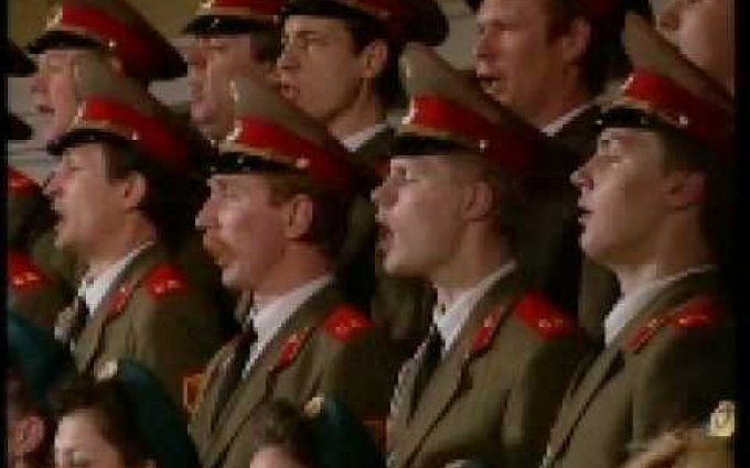 Red Army Choir - On The March