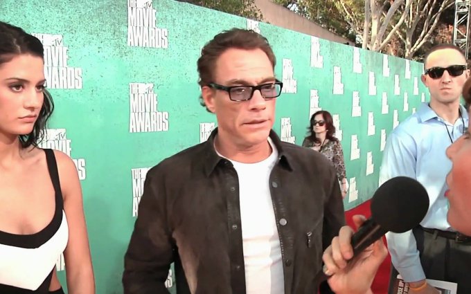 Jean-Claude Van Damme with his daughter - MTV Music Awards 2012 - The Interview