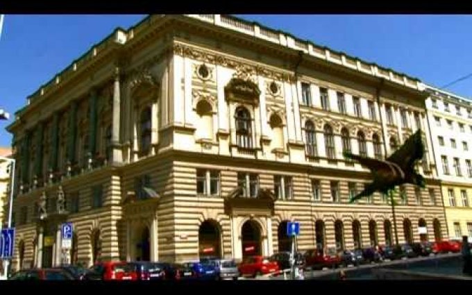 Národní Dům na Vinohradech - propagační spot o historii a současnosti domu