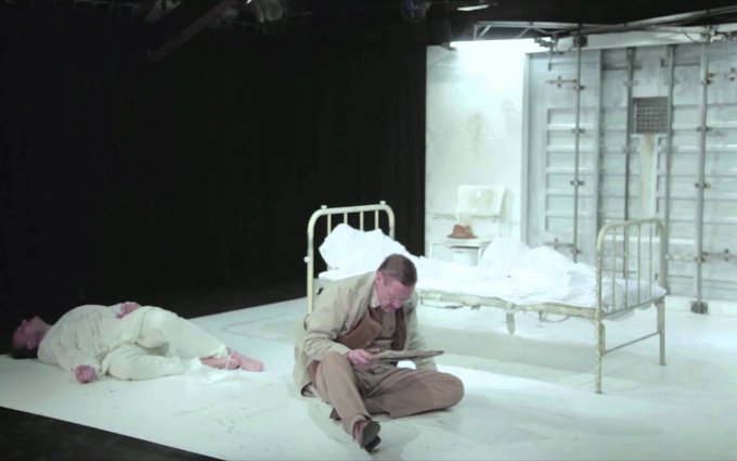 OHLUŠUJÍCÍ PACH BÍLÉ - v duši Vincenta van Gogha - trailer na inscenaci Divadla Kolowrat