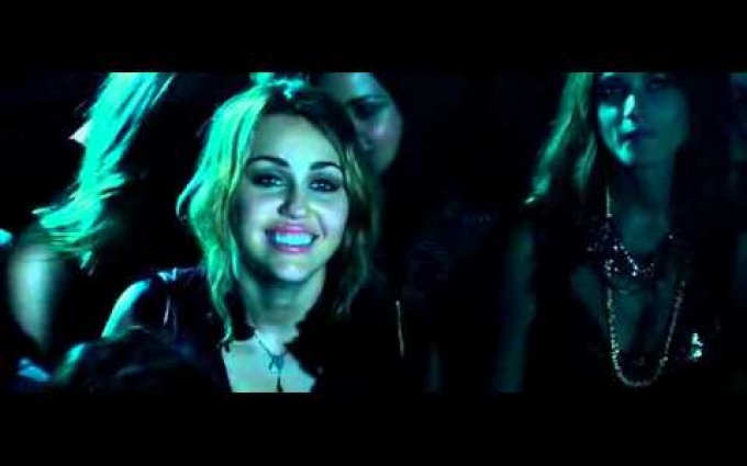 HEART ON FIRE - Douglas Booth [LOL Longer Version]