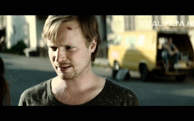 SIGNÁL (2012) oficiální |HD| trailer