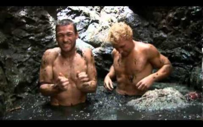 Funny Deleted Scenes from Spartacus - In The Pit - Roaches and Mud - Andy Whitfield