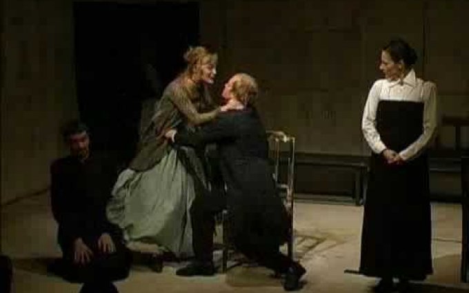 Bratři Karamazovi Dejvické divadlo