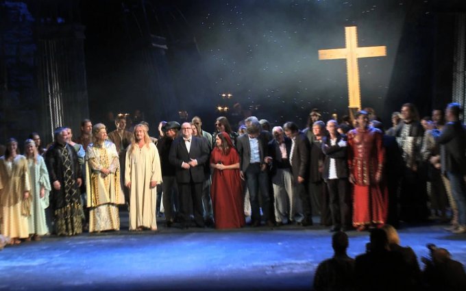 Hudební divadlo Karlín News - Česko ukřižovalo nejvíc Ježíšů