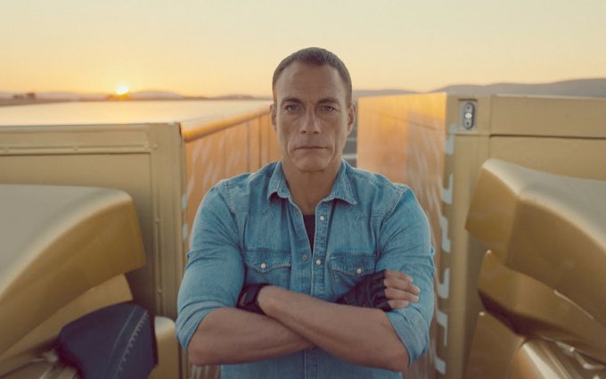 Volvo Trucks - The Epic Split feat. Van Damme (Live Test 6)