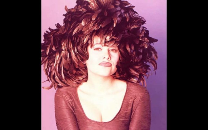 Ilona Csáková - Žít, co to dá (CUKRÁRNA)