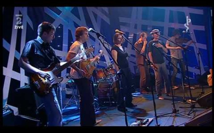 Zrní + Radůza - Autobus