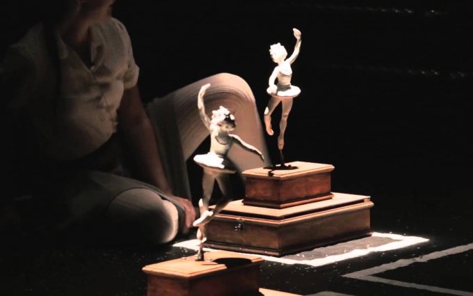 Jak kohouti obarvili svět - divadlo Minor