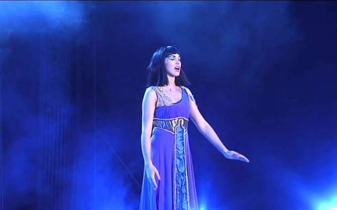 KLEOPATRA TOUR - Teď královnou jsem já