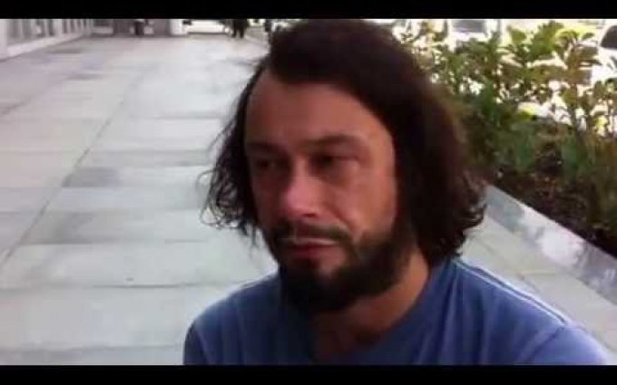 Souboj Gigantů : 18.7.2014 ve 12h : Komediograf x Besídka Divadla SKLEP (videopozvánka 2.část)