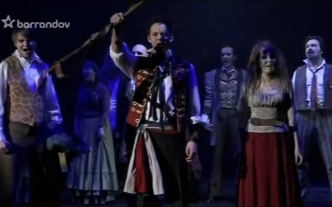 Michael Foret- Les Miserables Bídníci 2012