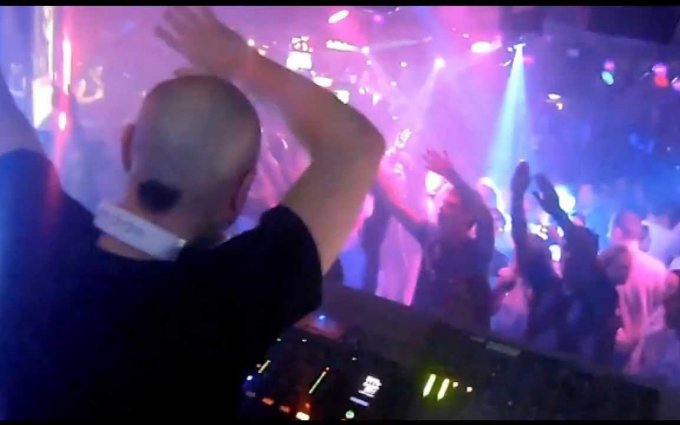 Neprakta klub Most: Michael Burian LIVE: 14.12.2013