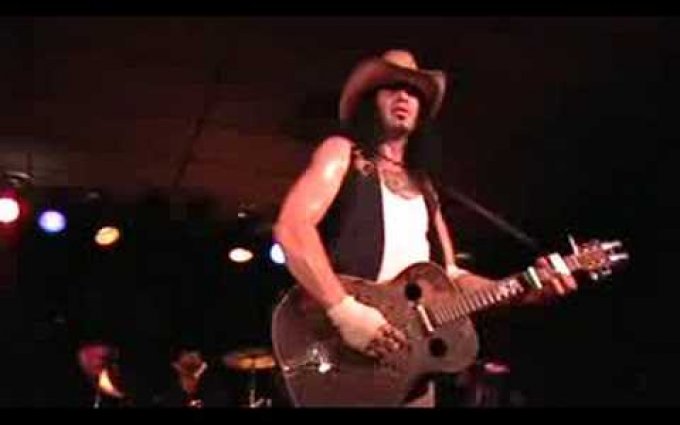 Eric Sardinas and Big Motor "I Can't Be Satisfied"