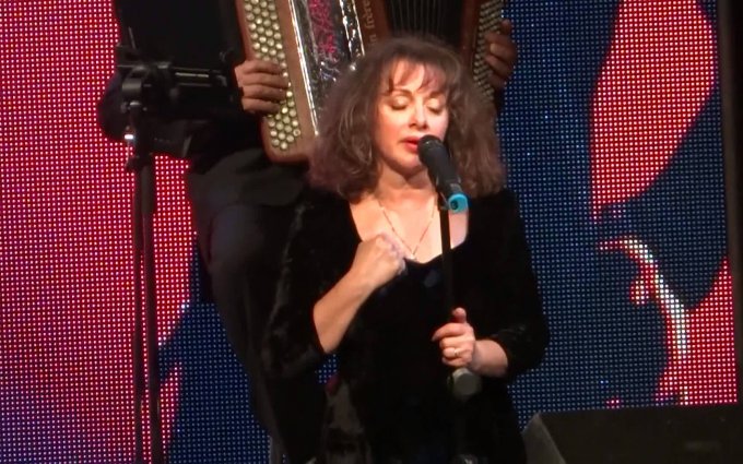 Edith The Show  - Jil Aigrot | Milord