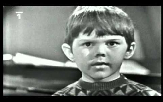 Sklenice a talířek - Marek Eben