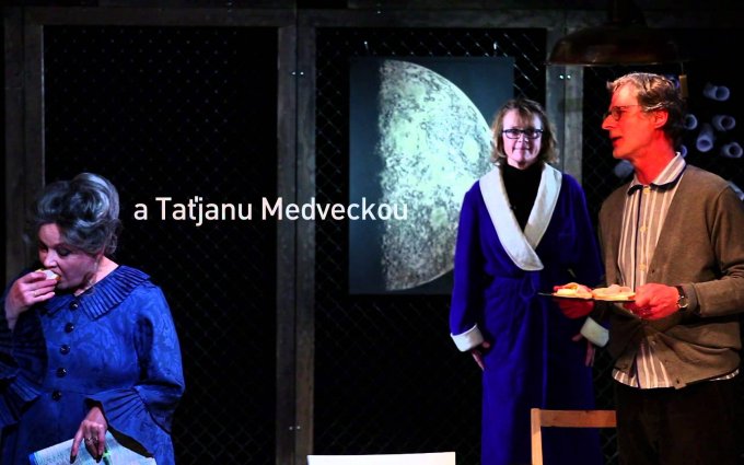 Z PRACHU HVĚZD - trailer Divadla Kolowrat