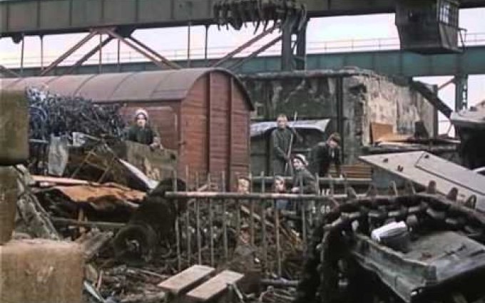 Skřivánci na niti (1969)