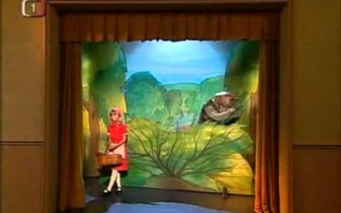 Červená Karkulka (Uhlíř, Svěrák)