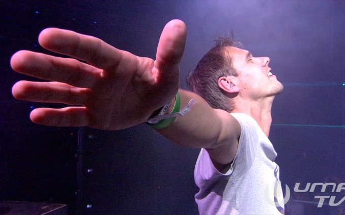 Armin van Buuren live at Ultra Europe 2013 (Full HD Broadcast by UMF TV)
