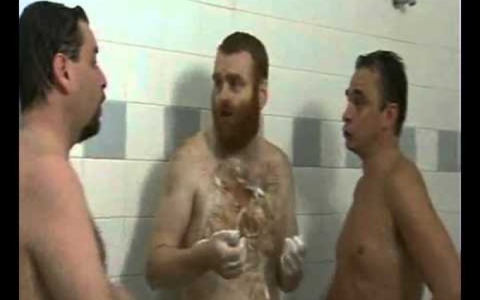 Mezi námi přáteli (2006) - ukázka