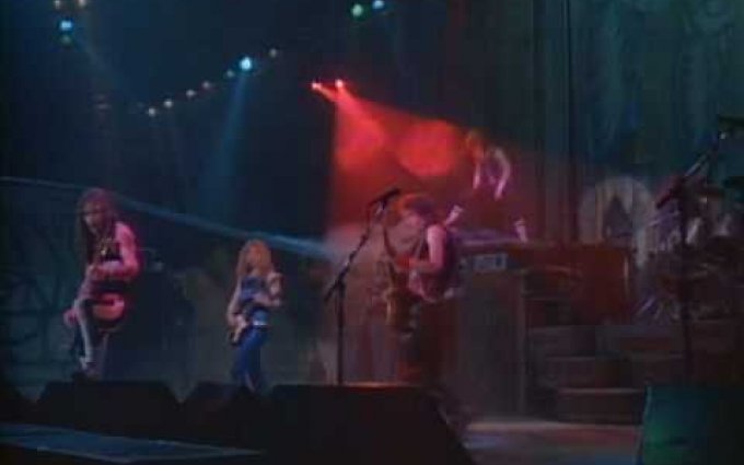 Iron Maiden - Hallowed Be Thy Name