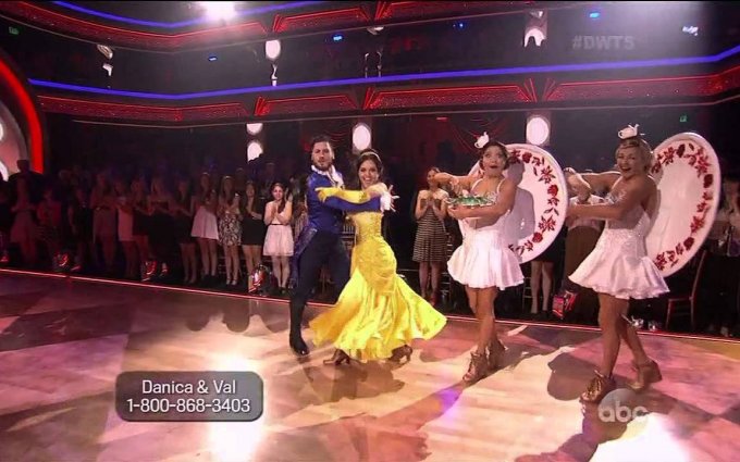 Danica McKellar & Val Chmerkovskiy - Quickstep - Week 5