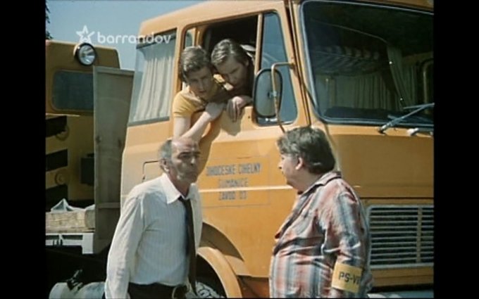 LIAZ 100 zA VOLANTEM Jiří Štěpnička ve filmu Poprask na silnici E4