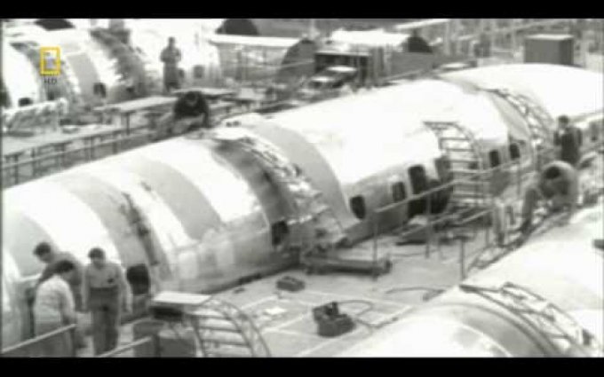 The Secret History: Howard Hughes, Bizarre Billionaire (2/5)