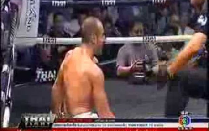 Aggressive Buakaw Por Pramuk (Buakaw Banchamek)