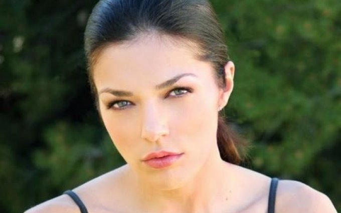 ANTM Cycle 01 Adrianne Curry