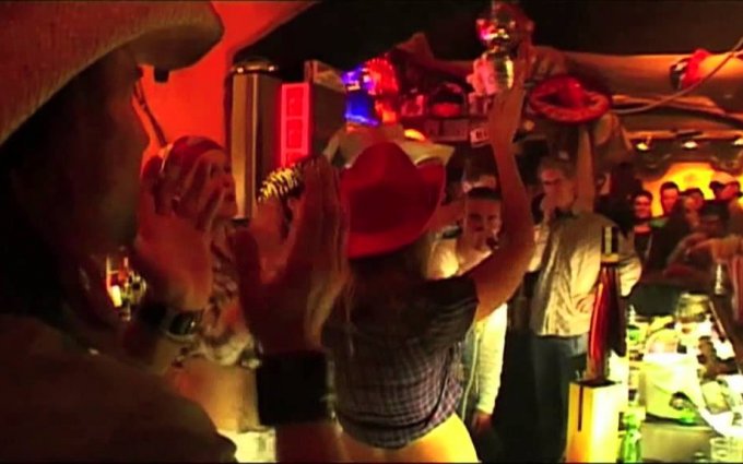 Postel Legendary Bar - The legend returns!