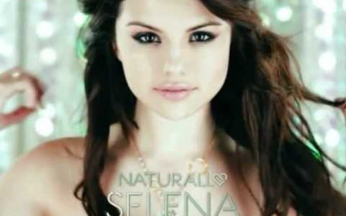 Selena Gomez VS Debby Ryan.wmv