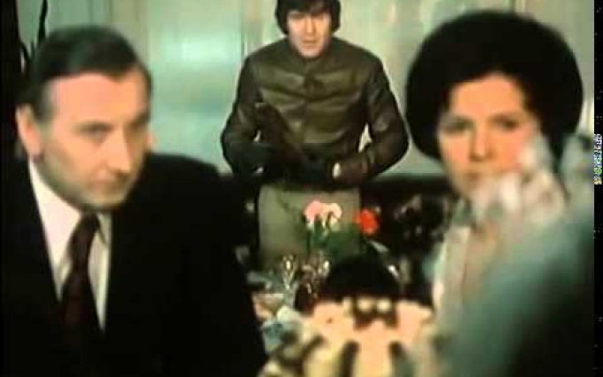 Žena za pultem - předměty